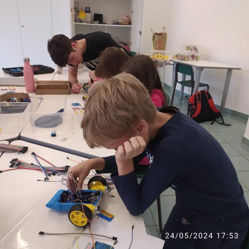 Corso di robotica - Vacanze di carnevale - miniatura 11